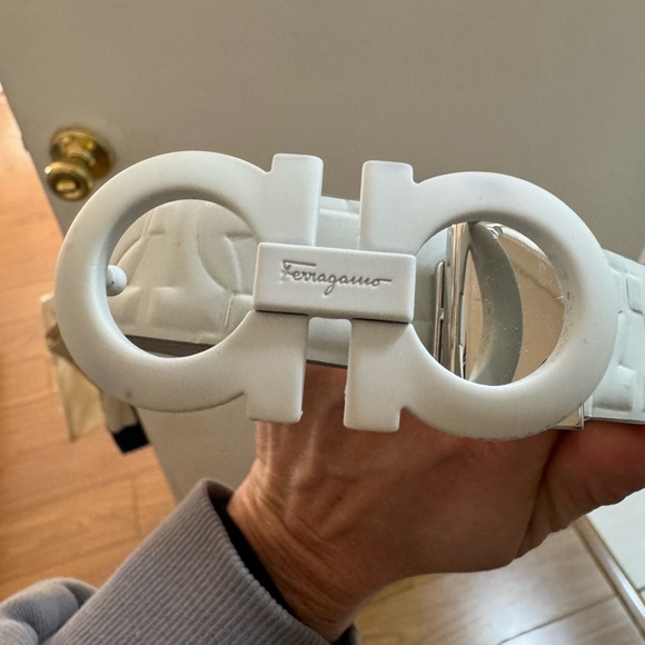 Ferragamo White High Waisted Belt - Picture 5 of 6